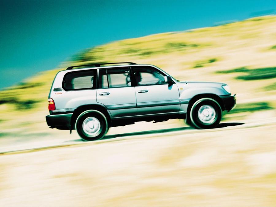  Toyota Land Cruiser 100 50th Anniversary 2001 года  (фото 3 из 6)